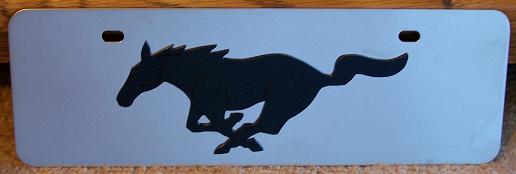 Mustang running horse black s/s plate half high